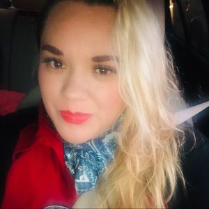 Meet your Posher, Rocio